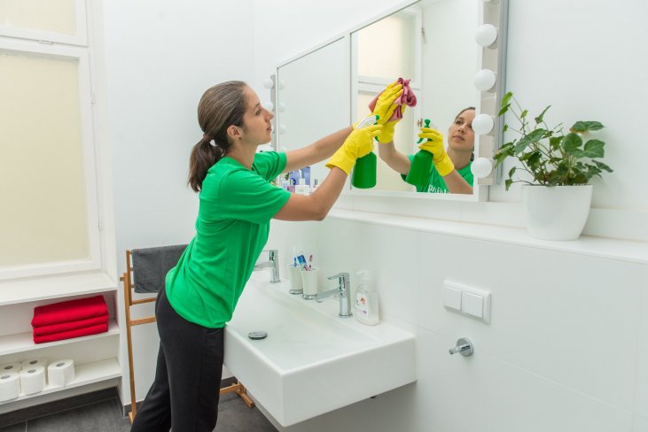 The Ultimate Guide to Effortless Bathroom Cleaning