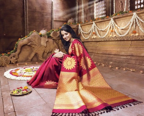 Discover The Importance Of Saree In Indian Culture
